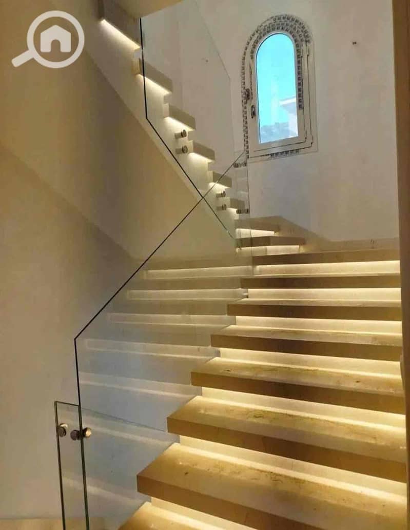 6 1f0e1630-135e-439c-8b33-ebf22ca94418. jpg