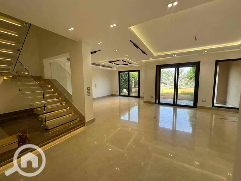 7 b18b59fb-d8a5-450b-af3c-eaf5ba593d88. jpg