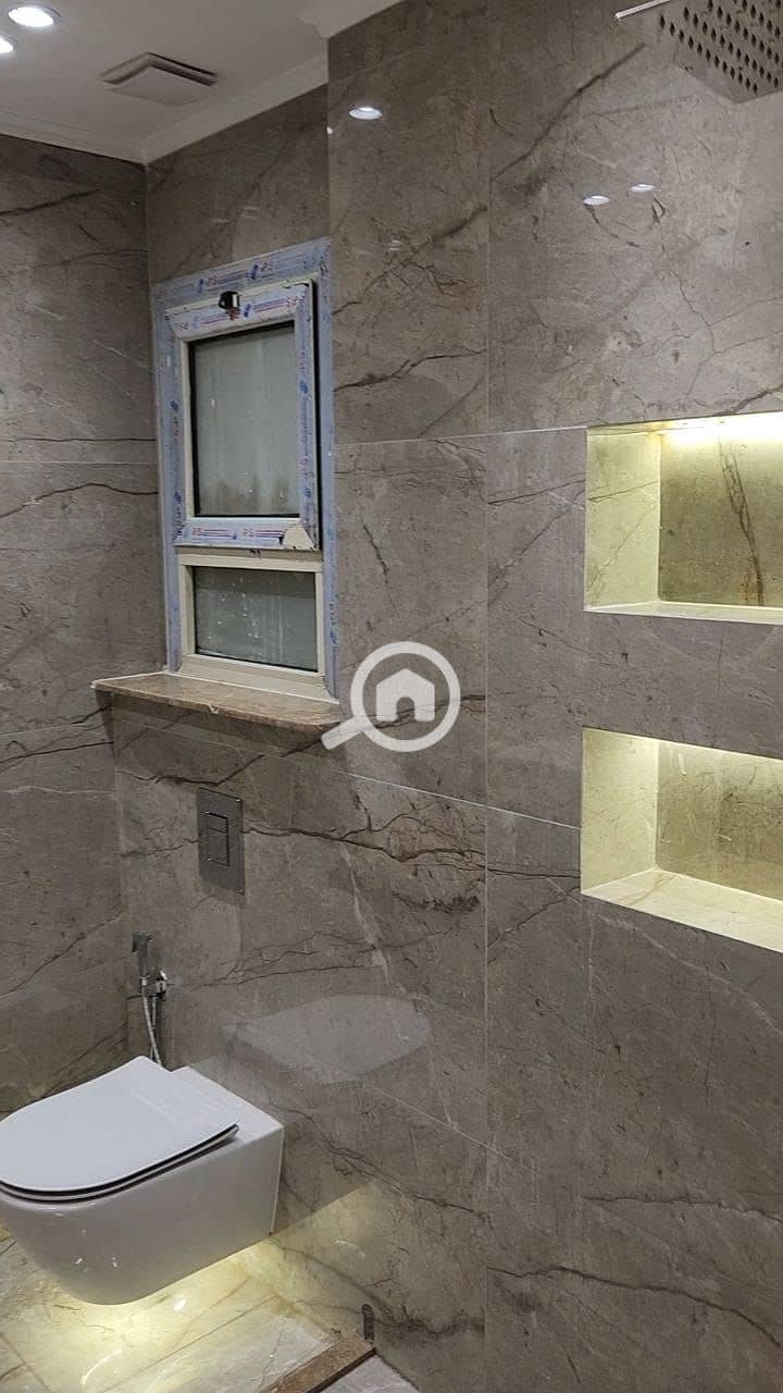 5 f2127e35-1712-4312-acb5-4601a8bbe824. jpg