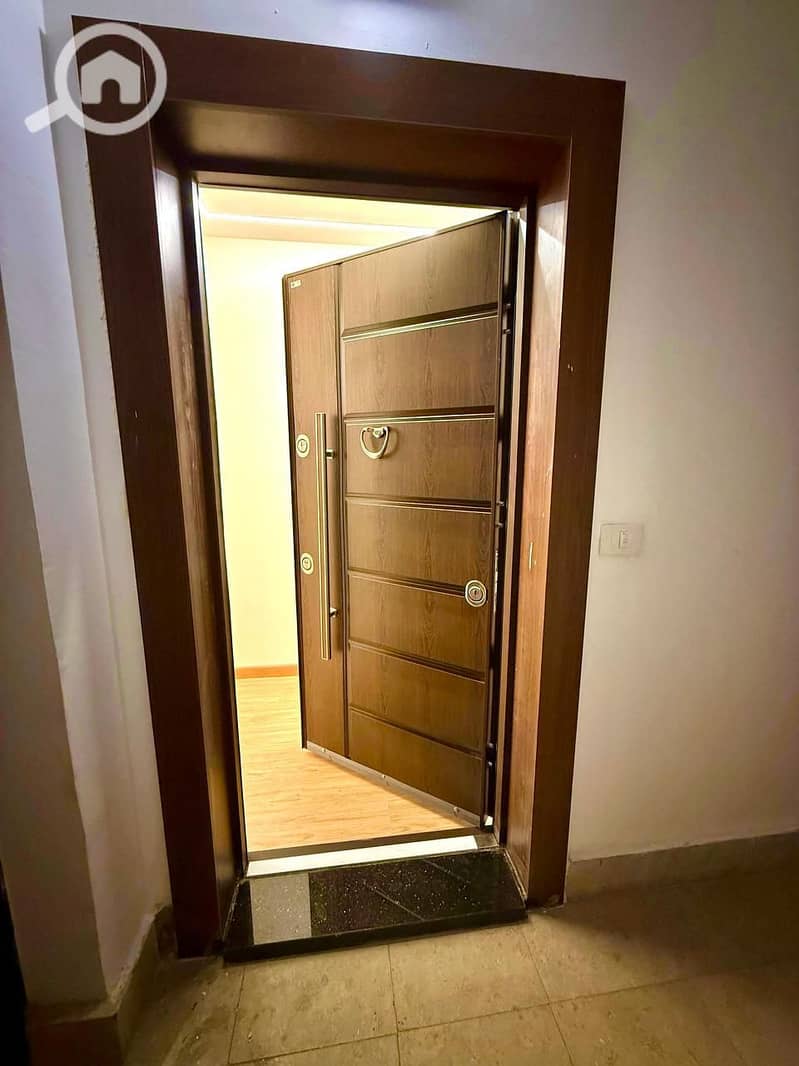 8 WhatsApp Image 2025-10-31 at 12.12. 39 AM(1). jpeg