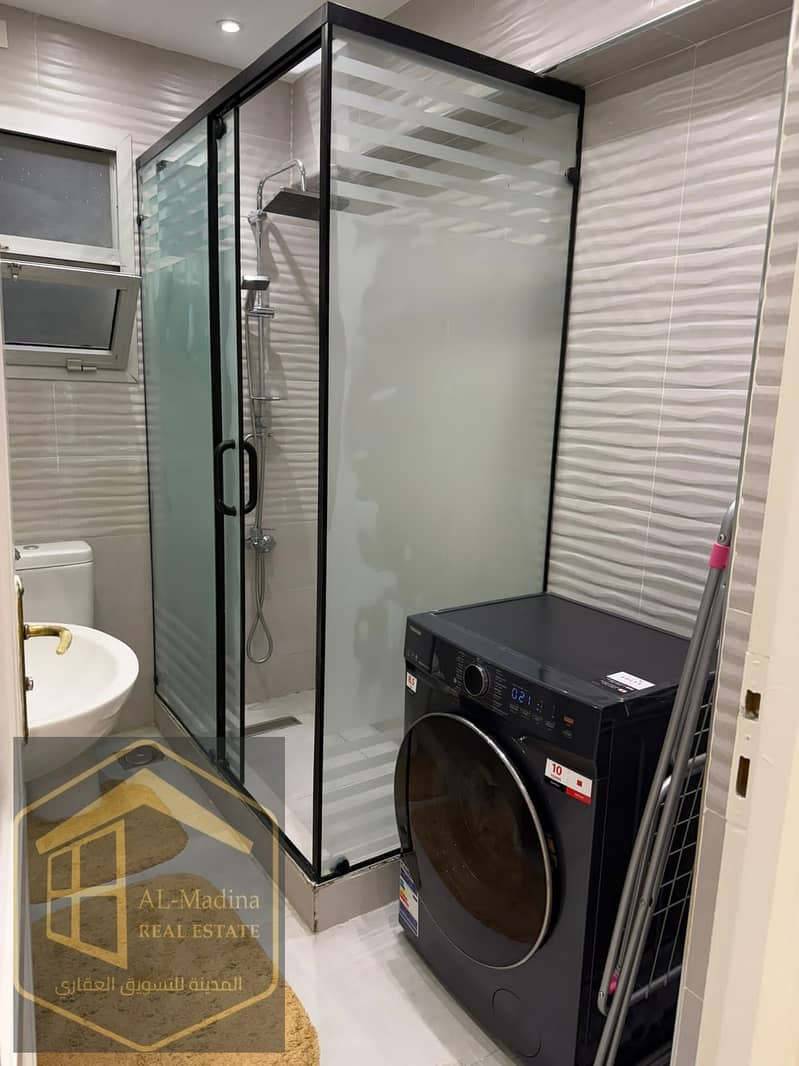 10 WhatsApp Image 2025-10-30 at 23.25. 21_804181c7. jpg