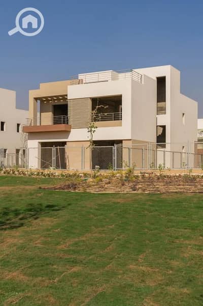 4 Bedroom Villa for Sale in 6th of October, Giza - c0910f48-a944-4206-9b5d-b7c022f626d6. jpg