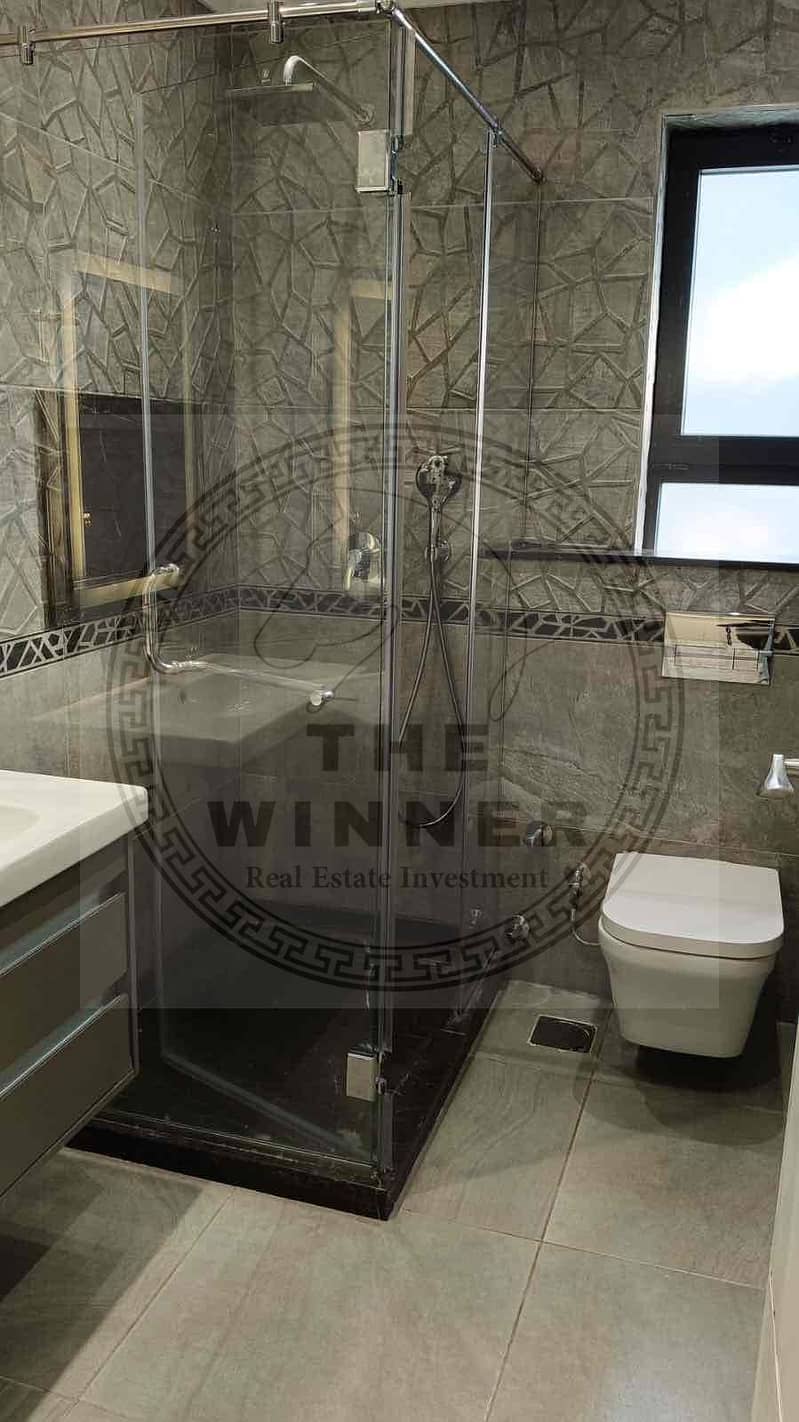 8 c6a23271-6705-401f-b552-26a8481a7612. jpg