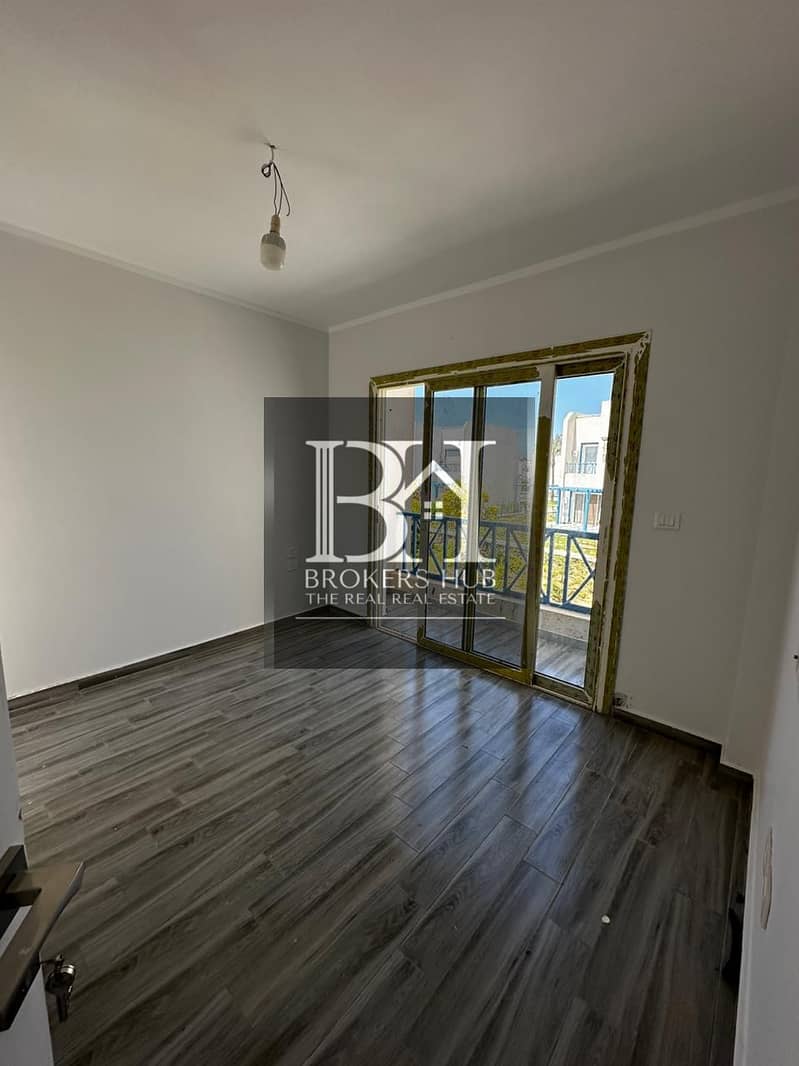 2 0e43fcba-7626-49b4-9928-eb62abdfeb0a. jpeg