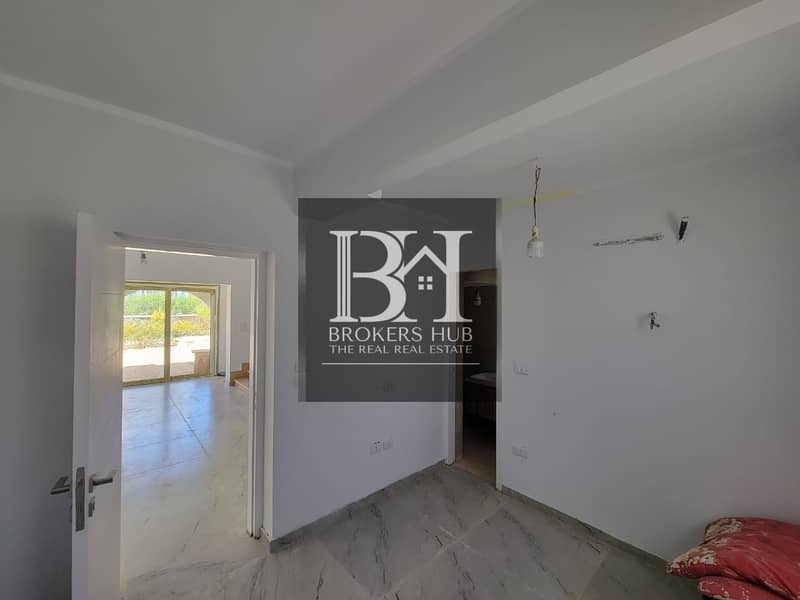 11 e708c2a4-bc77-4a9c-9b41-49de6f7205f1. jpeg