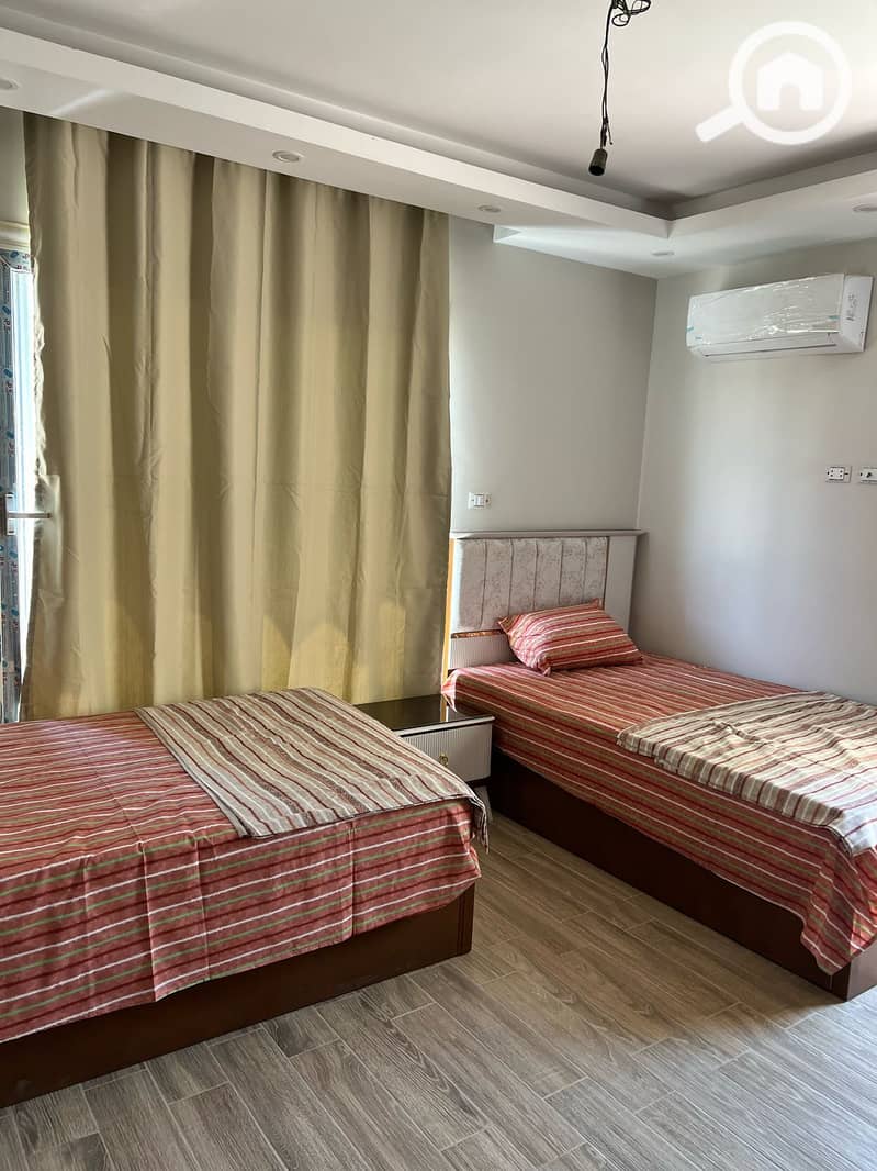 3 d5809c92-5494-4da7-a23d-8b389e011221. jpg