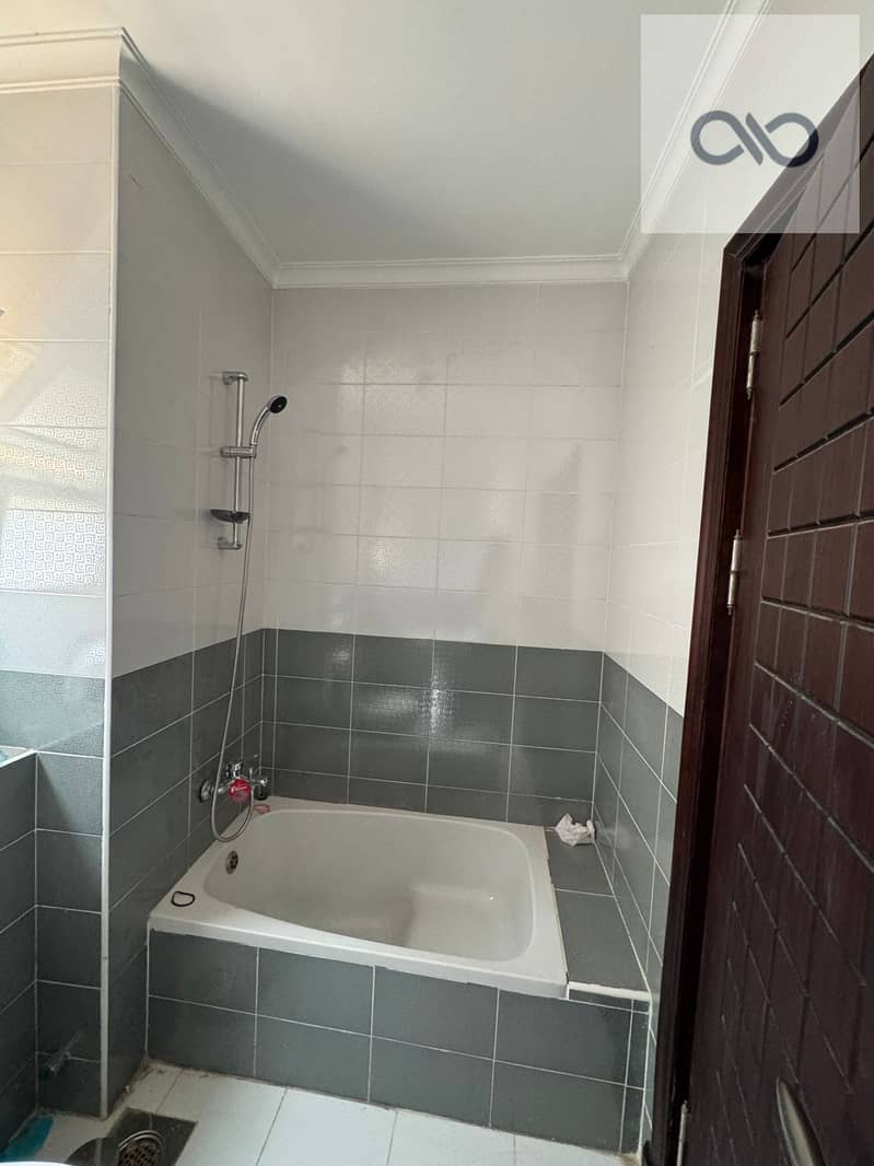 11 WhatsApp Image 2025-11-01 at 5.12. 00 PM (1). jpeg