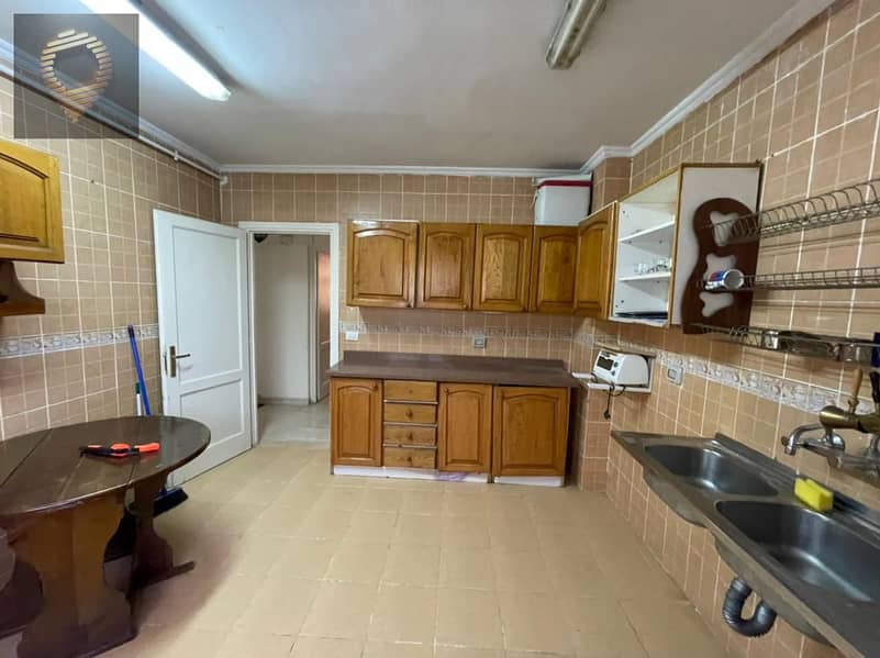 8 WhatsApp Image 2025-11-01 at 12.01. 55_38b4c962. jpg