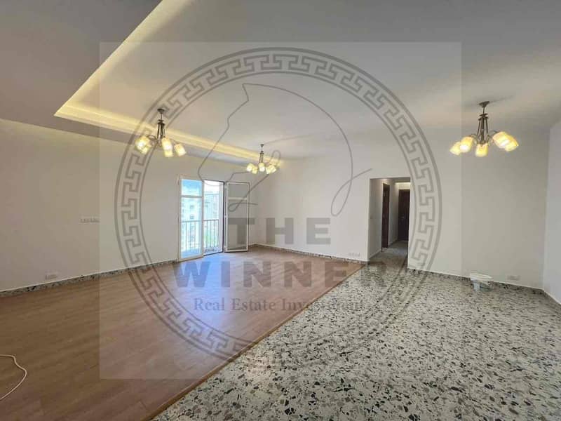 7 0db326f5-535a-4e75-8bb0-20c4e09ff366. jpg