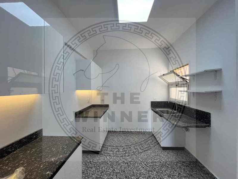 9 47b9a36d-1524-4208-87f6-f1125f390f09. jpg