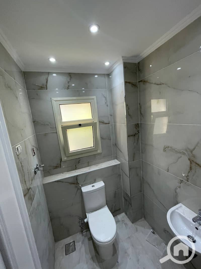 6 86c5a093-caca-4fcb-bc4b-38c448164a38. jpg