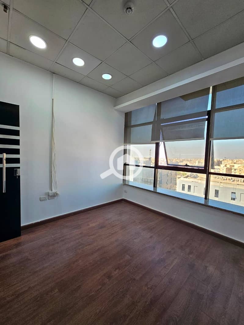 3 0a87ff09-535e-4178-9f5b-275253ef3107. jpeg