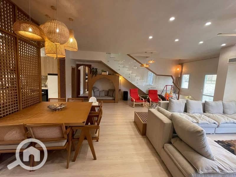 2 560468992_4077890959092095_1800103253127276409_n. jpg