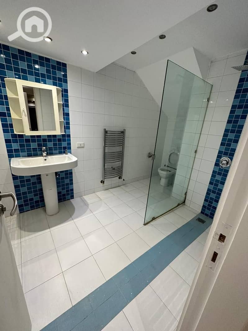 6 WhatsApp Image 2025-10-30 at 15.24. 00 (1). jpeg