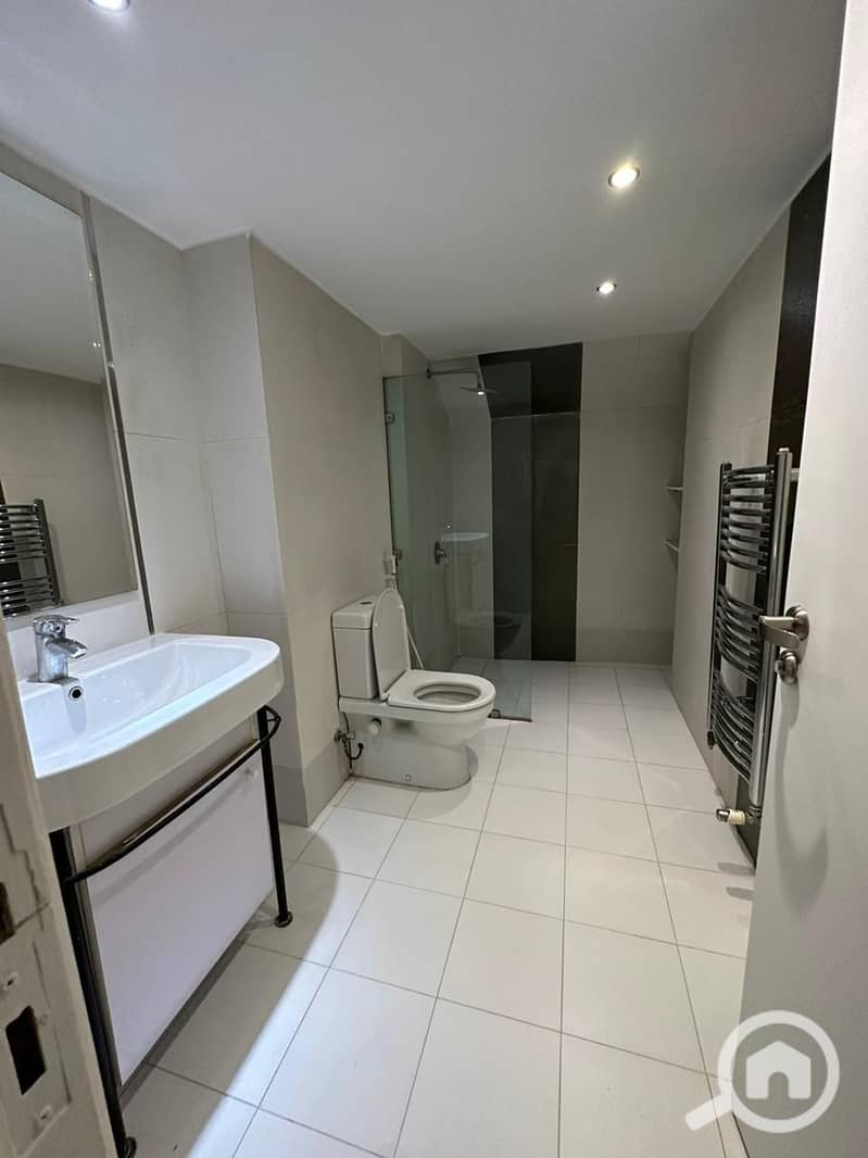 8 WhatsApp Image 2025-10-30 at 15.24. 01. jpeg