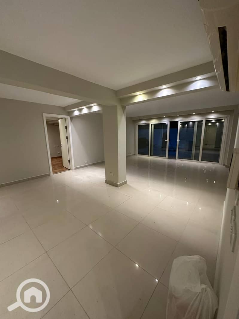 12 WhatsApp Image 2025-10-30 at 15.24. 16 (1). jpeg