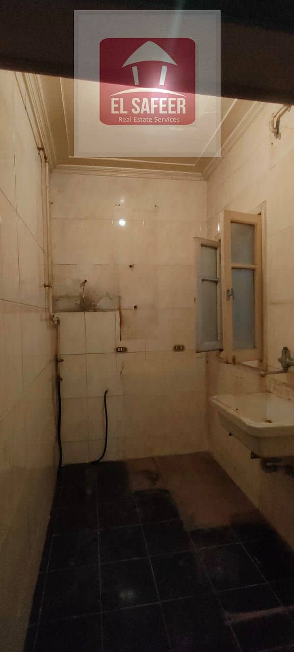 4 540f5d10-a604-40a2-9cd4-fd9113d19b65. jpg