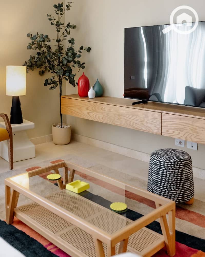 7 a68bed95-42b8-4492-ac74-96f6a4385f51. jpg