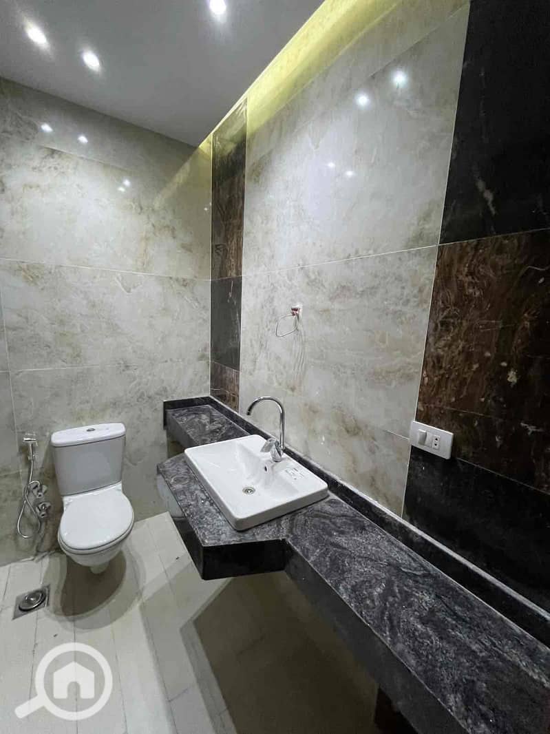 7 FB_IMG_1753904991843. jpg