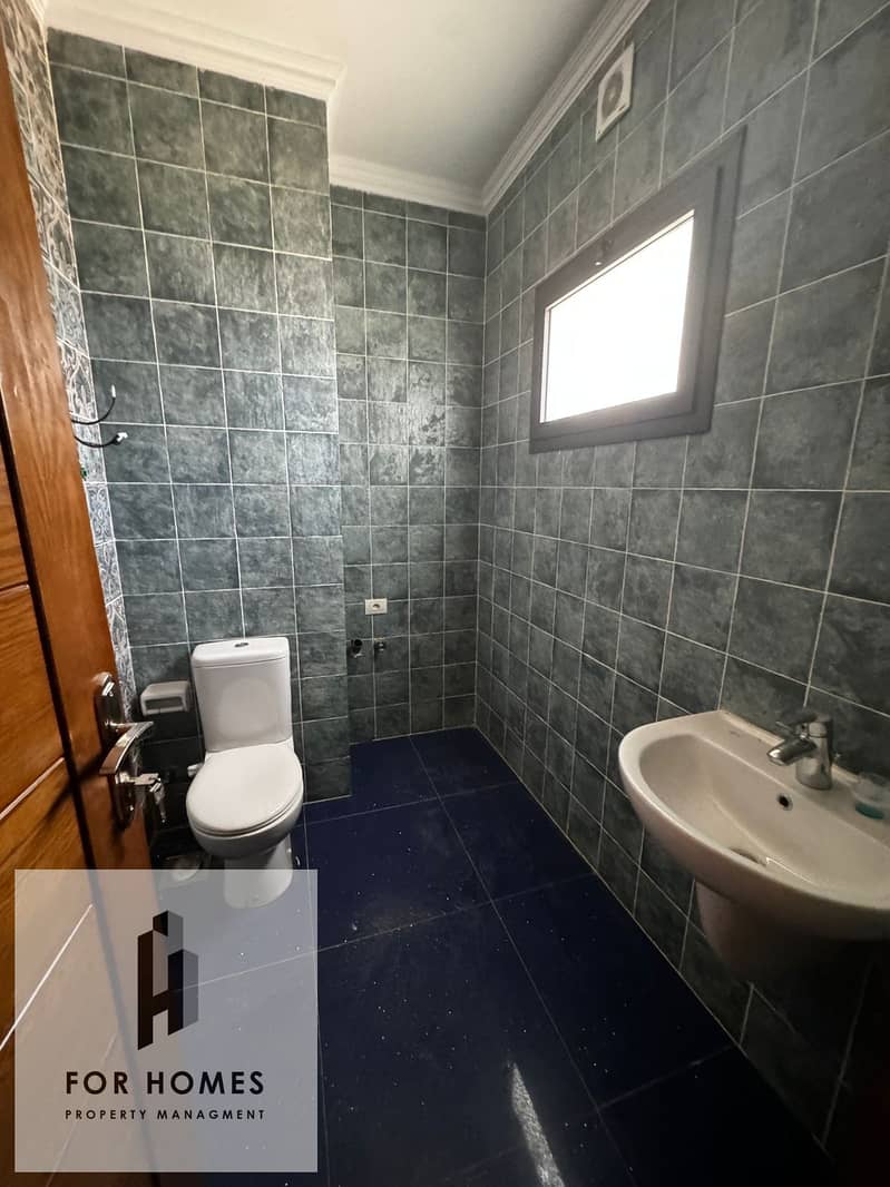 4 WhatsApp Image 2025-10-30 at 2.56. 17 PM. jpeg