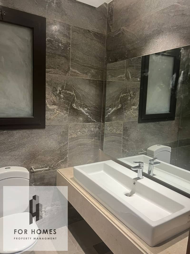 4 WhatsApp Image 2025-10-28 at 8.32. 48 PM (2). jpeg