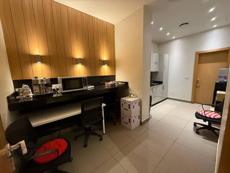 4 WhatsApp Image 2025-10-28 at 1.02. 59 AM (1). jpeg