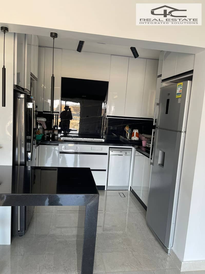 2 WhatsApp Image 2025-10-27 at 15.14. 26. jpeg