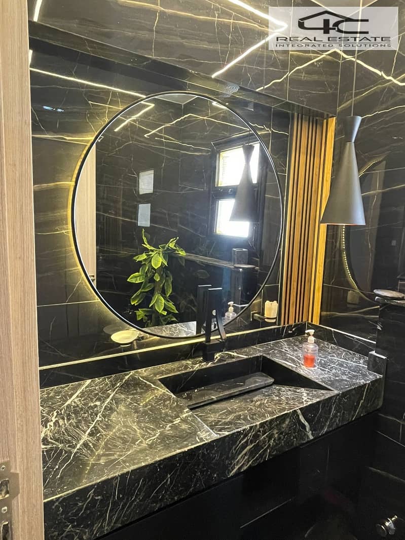 5 WhatsApp Image 2025-10-27 at 15.14. 27. jpeg