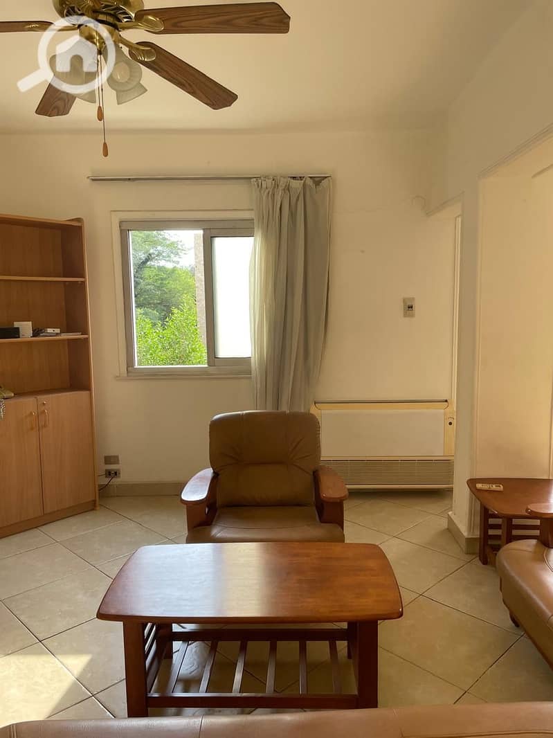 2 40485a4c-7b98-448a-8e01-ae56bd52931d. jpeg