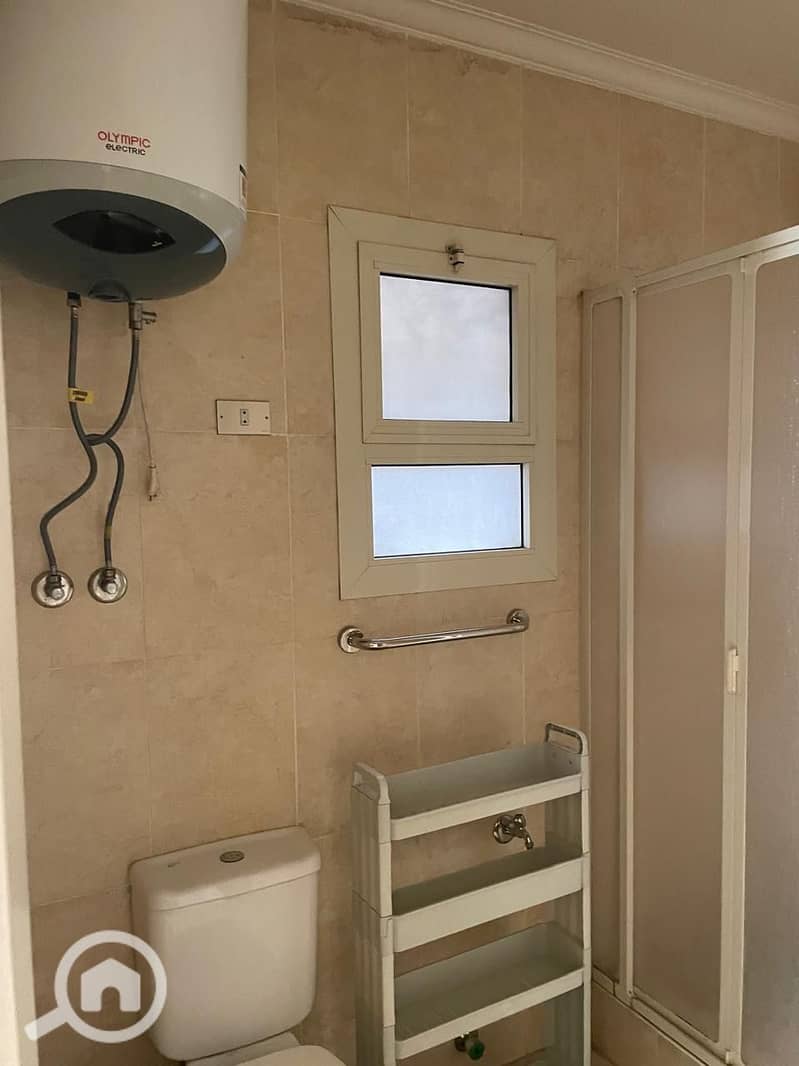 8 61669f5a-5468-45e0-8efc-a1162141a44a. jpeg