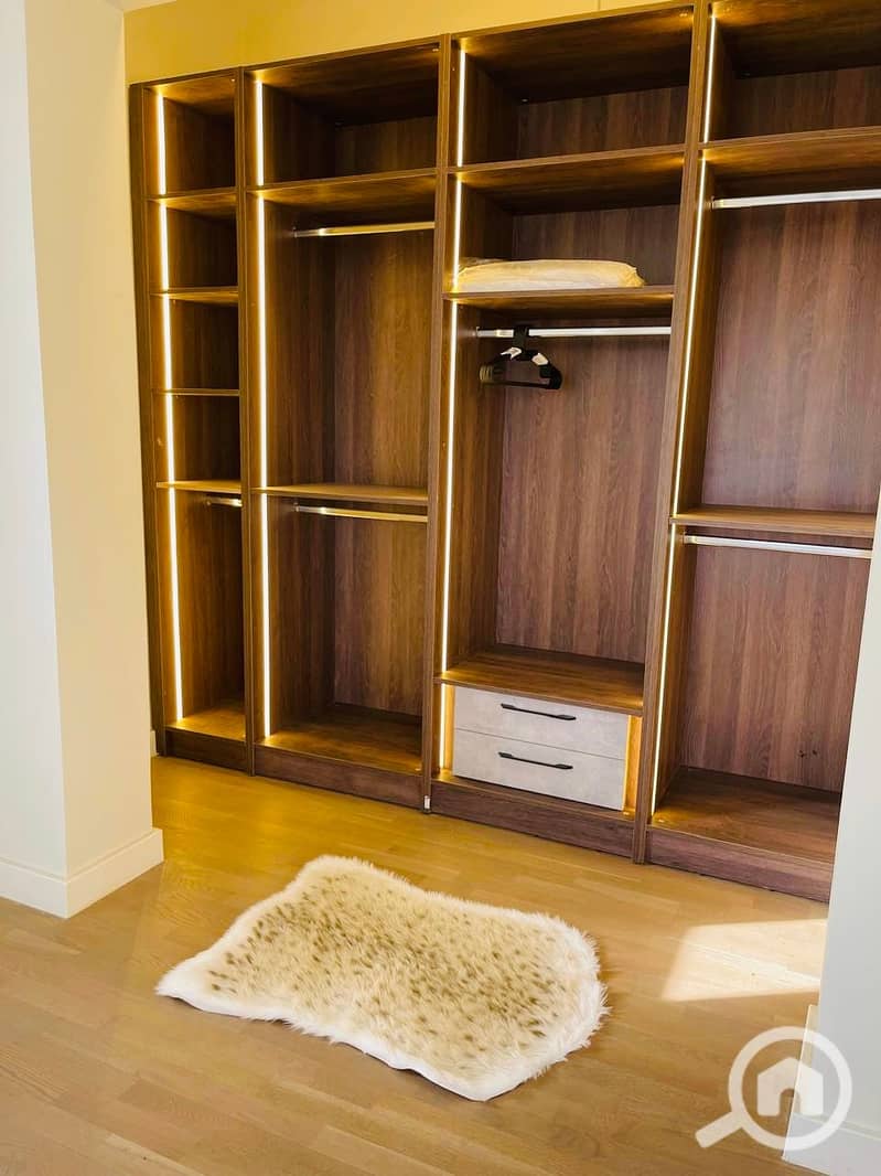 4 7f0ea7a3-5c94-4015-ac62-fab230c47b5a. jpeg