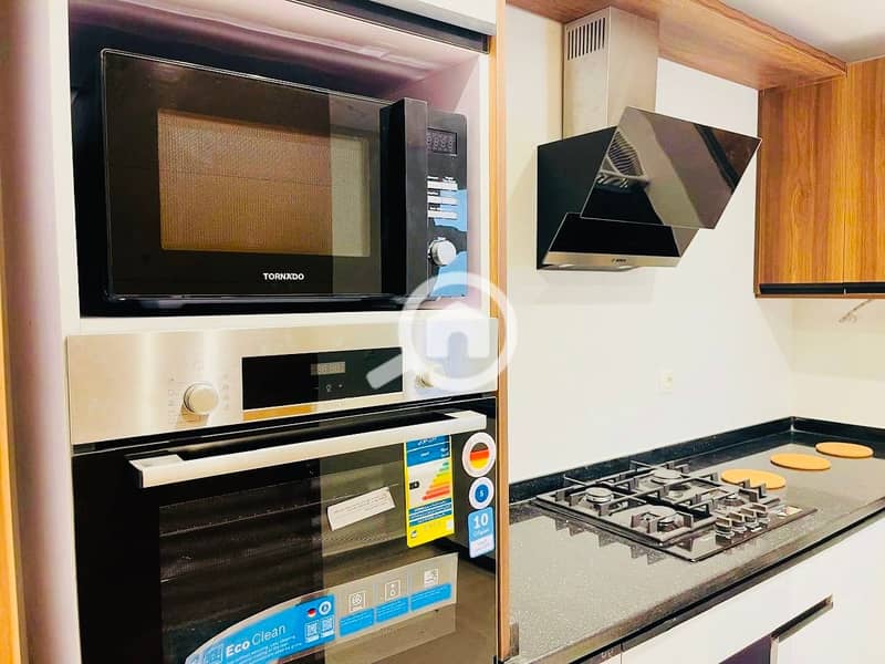 5 c3c8dd6e-b707-40a7-bc47-9c2416021d87. jpeg