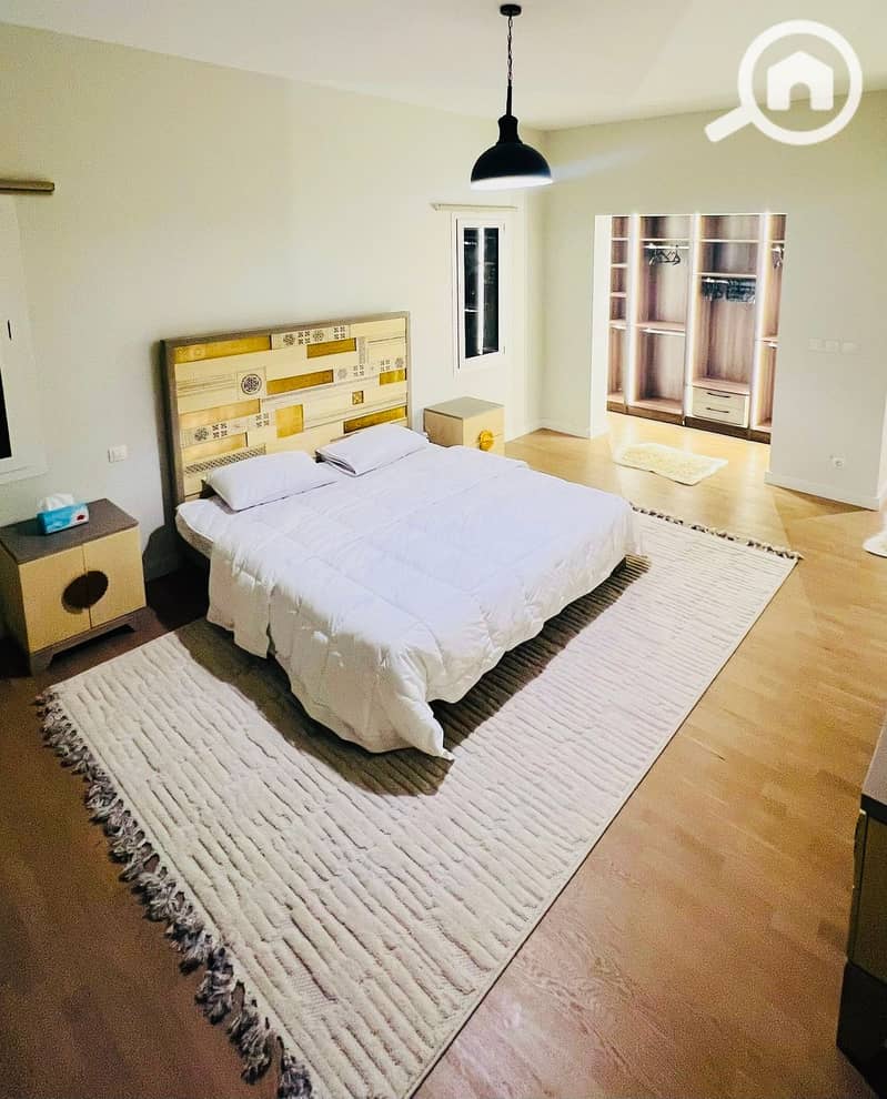 11 db8a4105-9323-47f1-9628-98dd32f88058. jpeg