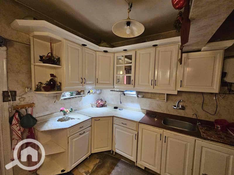 12 096bd31c-108c-4f4c-965b-5ee03bd89bec. jpg