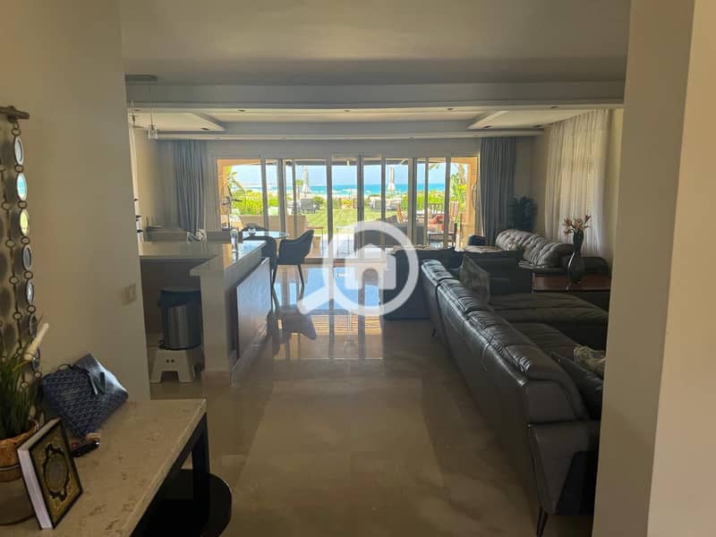 10 WhatsApp Image 2025-10-19 at 23.50. 38_4af8b0d8. jpg