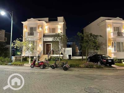 4 Bedroom Villa for Sale in 6th of October, Giza - IMG_0899. jpg