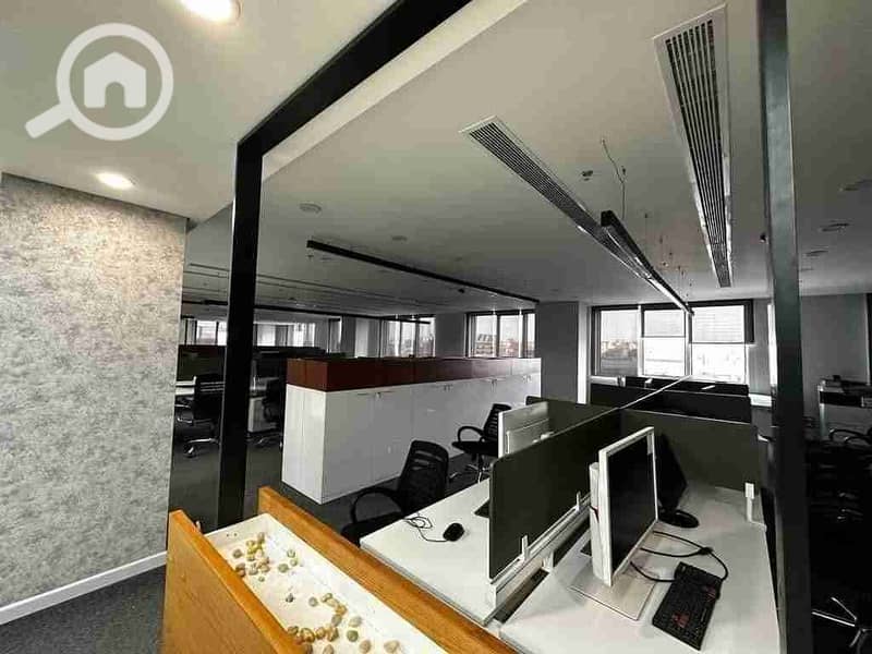 5 FB_IMG_1761435151345. jpg