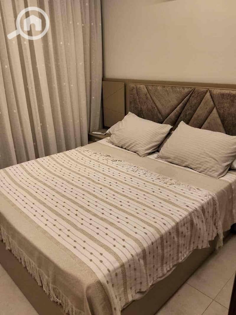 10 B30FCDA9-14DF-4495-903B-6F002FD44446. jpg