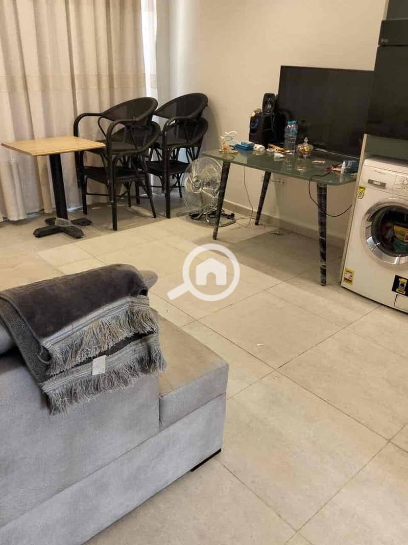 13 7cfd4ce7-fe12-4960-9541-8ce69e5a252c. jpg