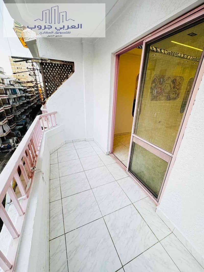 8 57c17064-c5f7-4126-bdb1-b1867f81a97b. jpg