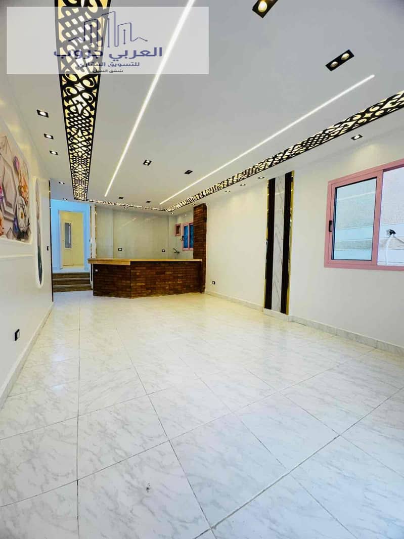 11 944f351c-dc08-4957-b141-edda204561b5. jpg