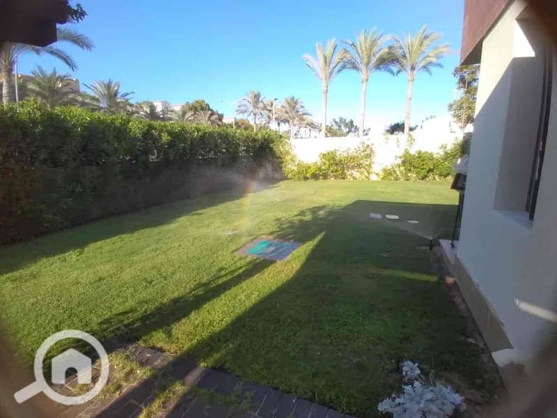 3 e8387b82-b98c-484a-8f98-eec0f62c5451. jpg