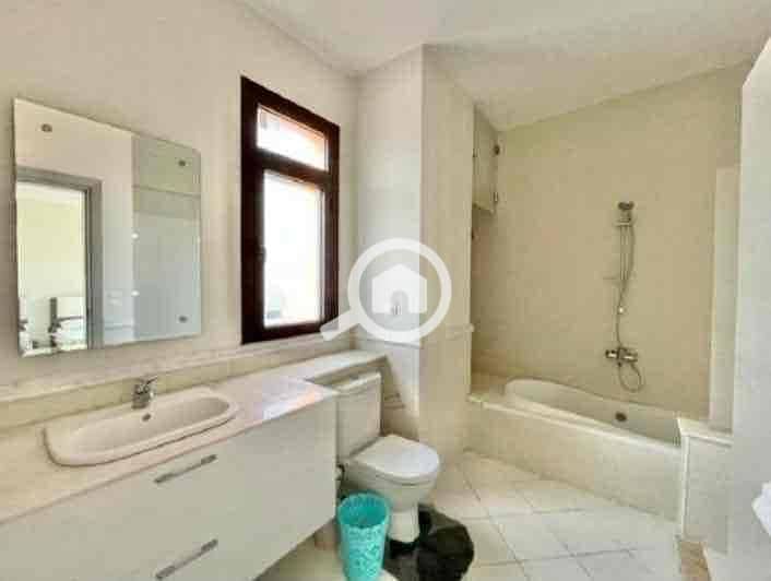 10 aa902293-e4e9-4f3b-b419-857e59fae1dd. jpg