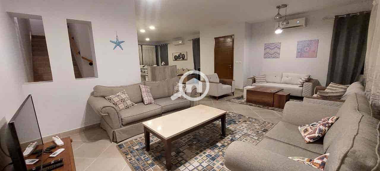 20 77c224da-86b7-4a49-8586-c88be88b8a4c. jpg