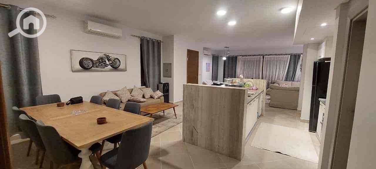 22 bf5c1720-6e31-4969-85f0-0d35e61c7e1f. jpg