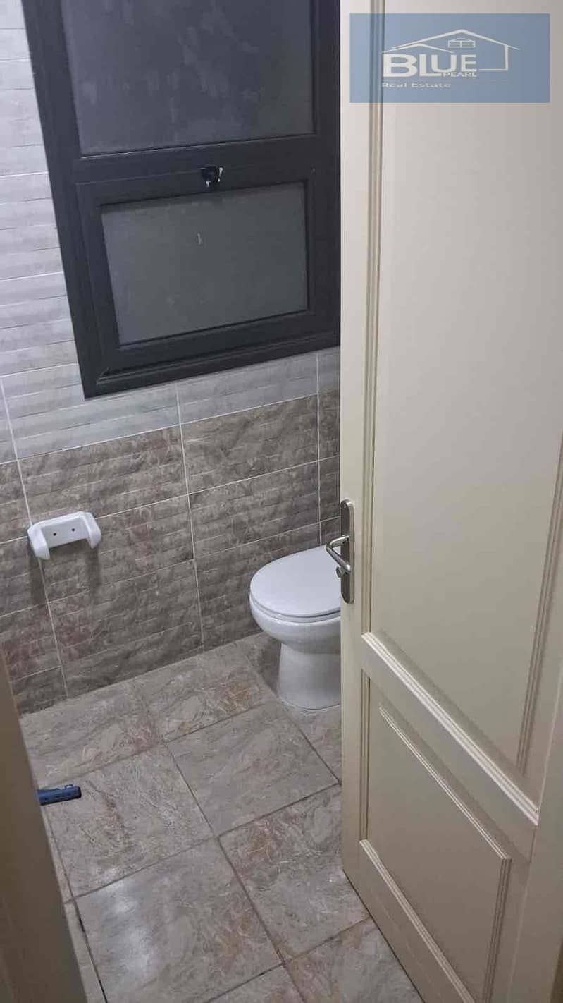 4 33dff11f-24cc-4aff-9cd9-e833aa4d850e. jpg