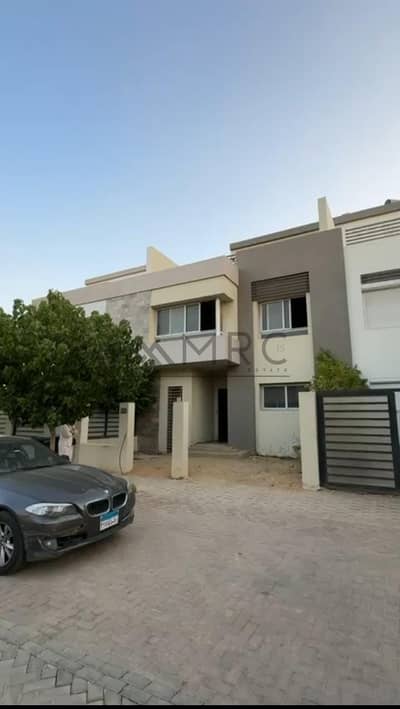 4 Bedroom Townhouse for Sale in New Cairo, Cairo - WhatsApp Image 2025-10-28 at 15.21. 30_8f265a18. jpg