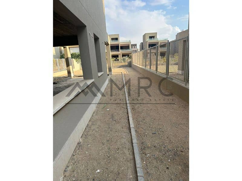 9 WhatsApp Image 2024-11-27 at 11.24. 50 AM. jpg