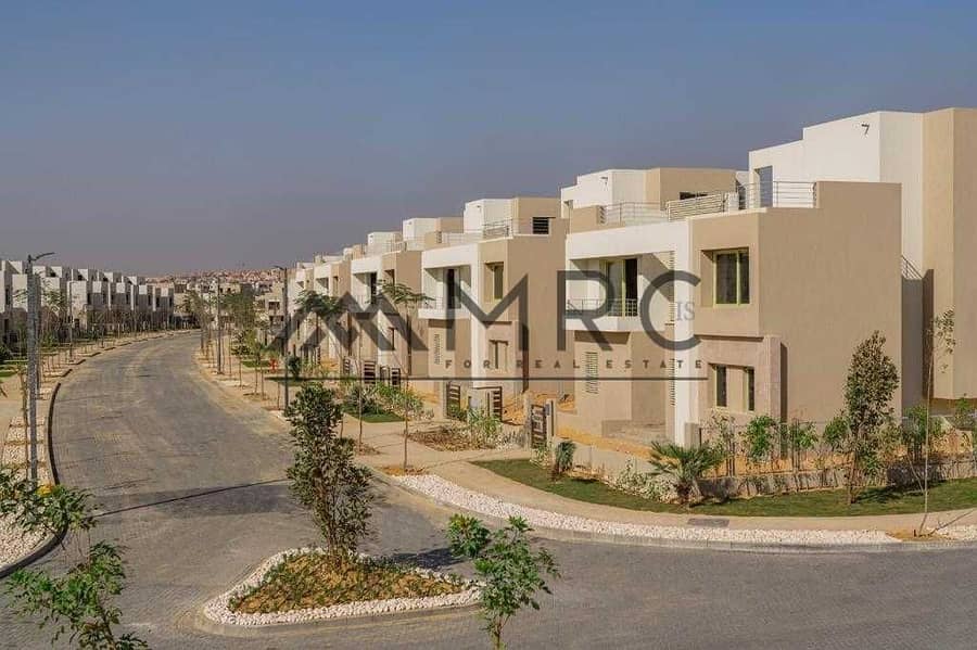 9 cvCZq26Q585ggB9B0I53mchmVJBQBLgV9aaSN9KQ. jpg