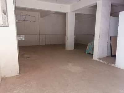 محلات تجارية  للايجار في عين شمس، القاهرة - محل علي شارع الاربعين مباشرة